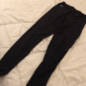 Black Under armor base layer pants.